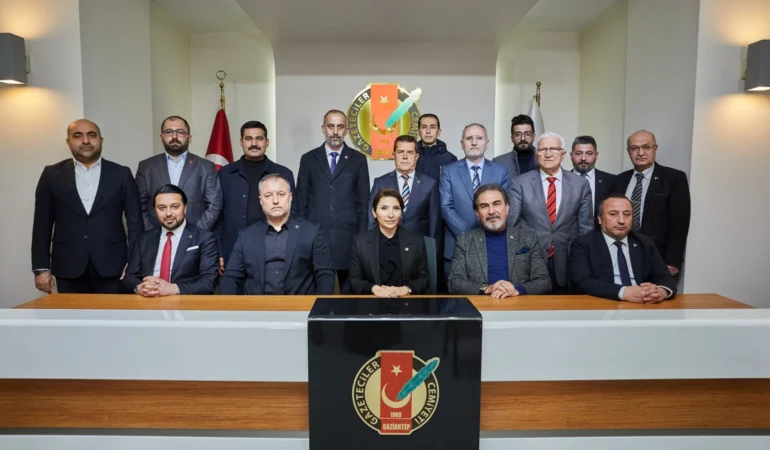 GGC Başkanı Ay: Deprem için seferberlik ilan edilmeli