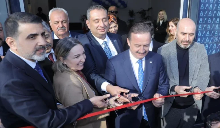 ANAHTAR PARTİ GAZİANTEP İL BİNASI DUALARLA AÇILDI