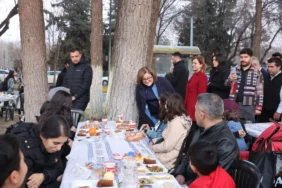 BÜYÜKŞEHİR’İN İFTAR ÇADIRLARI RAMAZAN’IN BİRLİK RUHUNU YAŞATIYOR (25)