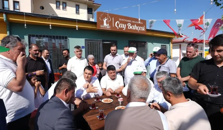 BAŞKAN YILMAZ, KUZEYŞEHİR ÇAY BAHÇESİ’Nİ HİZMETE AÇTI