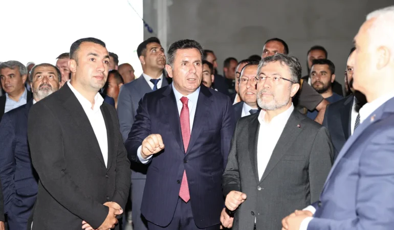 BU GURUR TİRYAKİ LİDAŞ’IN