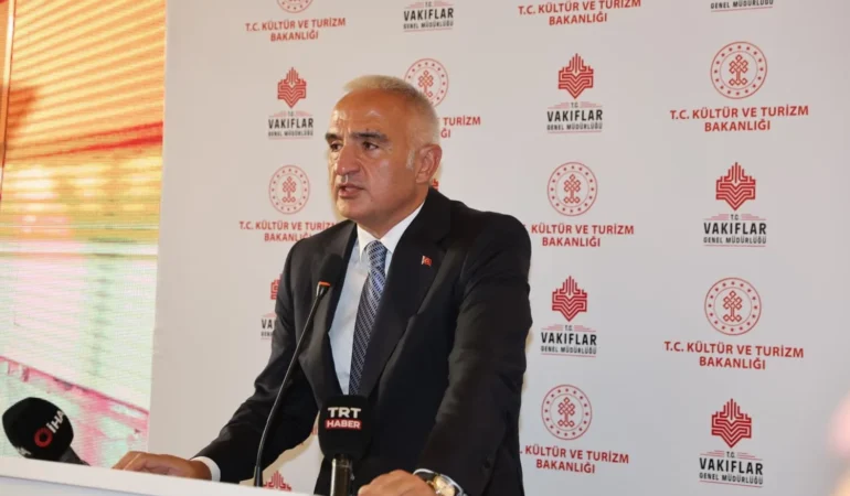 BAKAN ERSOY’UN KATILIMIYLA ONARIMI YAPILAN TARİHİ YAPILAR AÇILDI